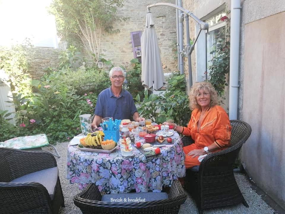 Breizh & Breakfast Acomodação com café da manhã Rosporden Exterior foto